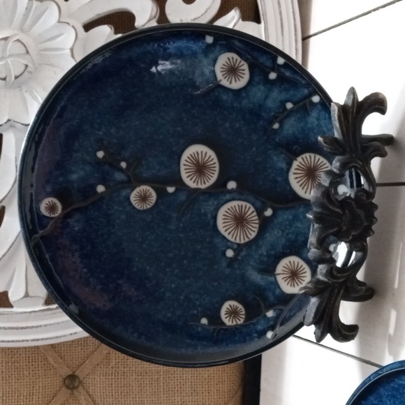 WORLD MARKET Set of Three (3) Ceramic PussyWillow Navy/Brown/Cream Decor Plates - Picture 10 of 15